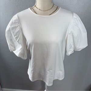 White Puff Sleeve Top for accenting cutie office fits